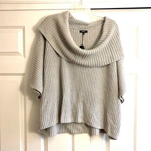 SUPER YUMMY Knit sweater - NWT
